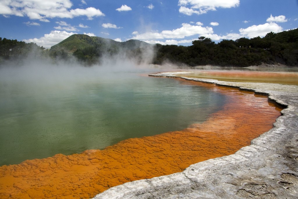 Rotorua geysers hot springs sinter terraces